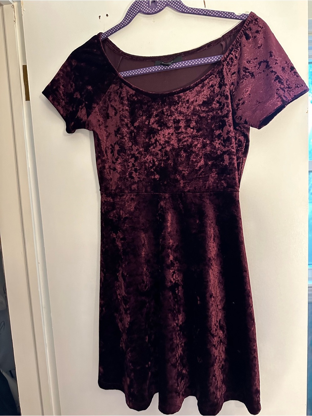 Vintage Y2K Forever 21 Velvet Short-Sleeve Fit & Flare Dress Deep Burgundy small